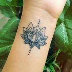 tatuagem flor de lotus mandala