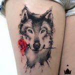 tatoo de lobo para mulher