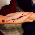 tatuagem com andorinha mae e filha