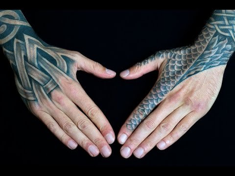 tatuagem-na-mão-masculina-46